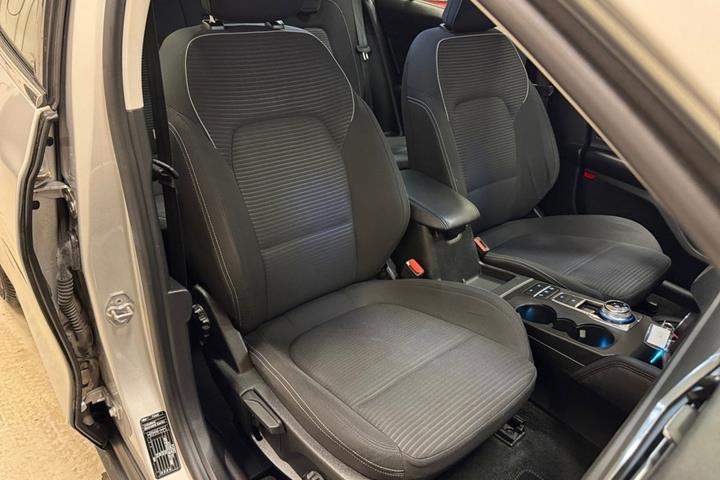 Sølv Ford Focus fra 2019
