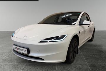 Tesla Model 3 Long Range RWD