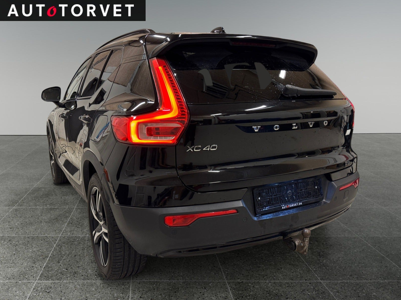 Sort Volvo XC40 fra 2021