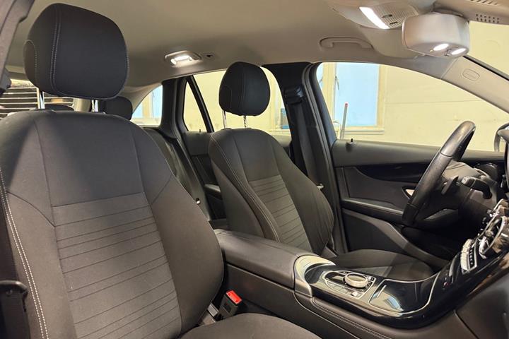 Sort Mercedes GLC350 e fra 2017