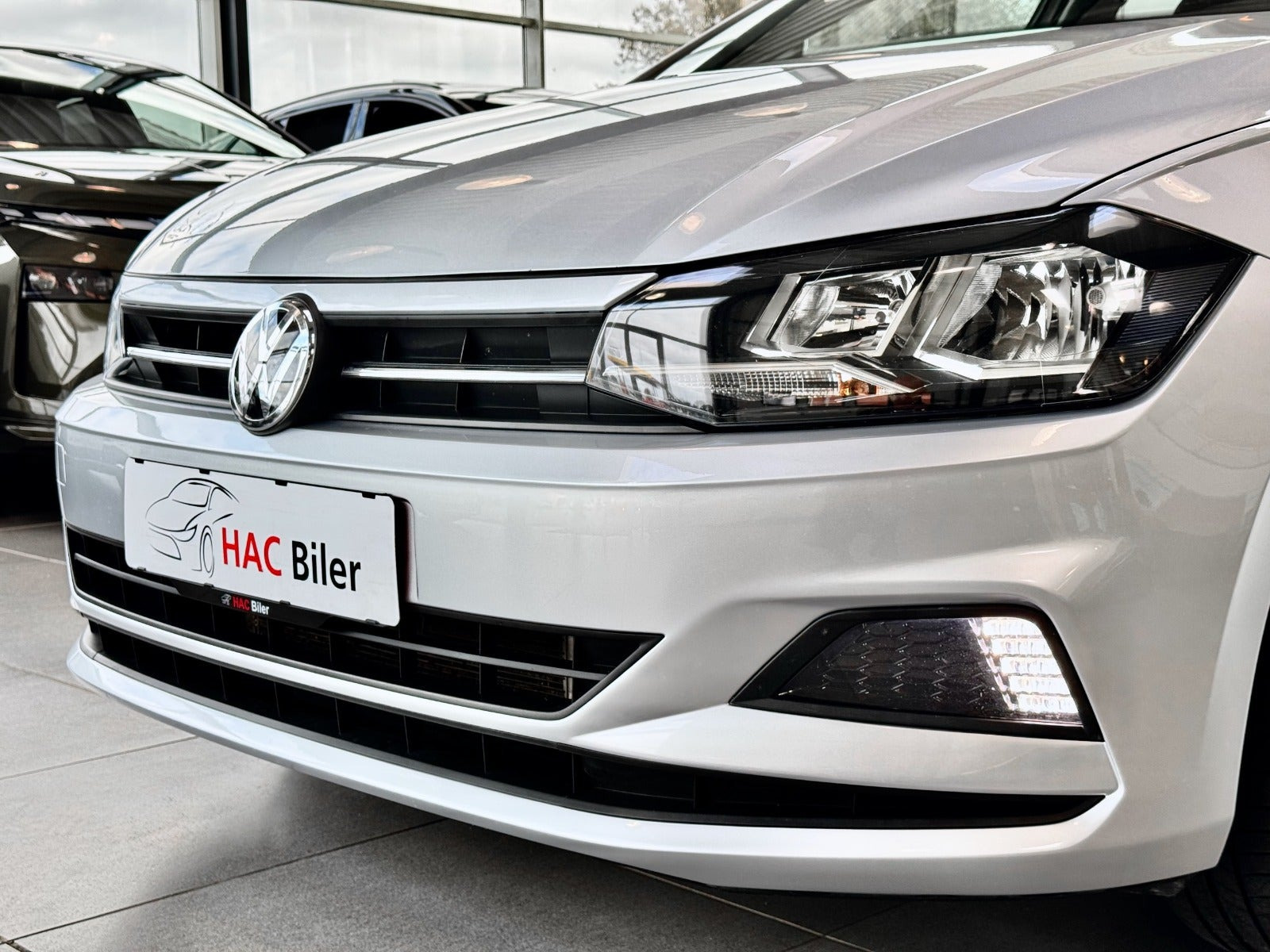 Sølv VW Polo fra 2020