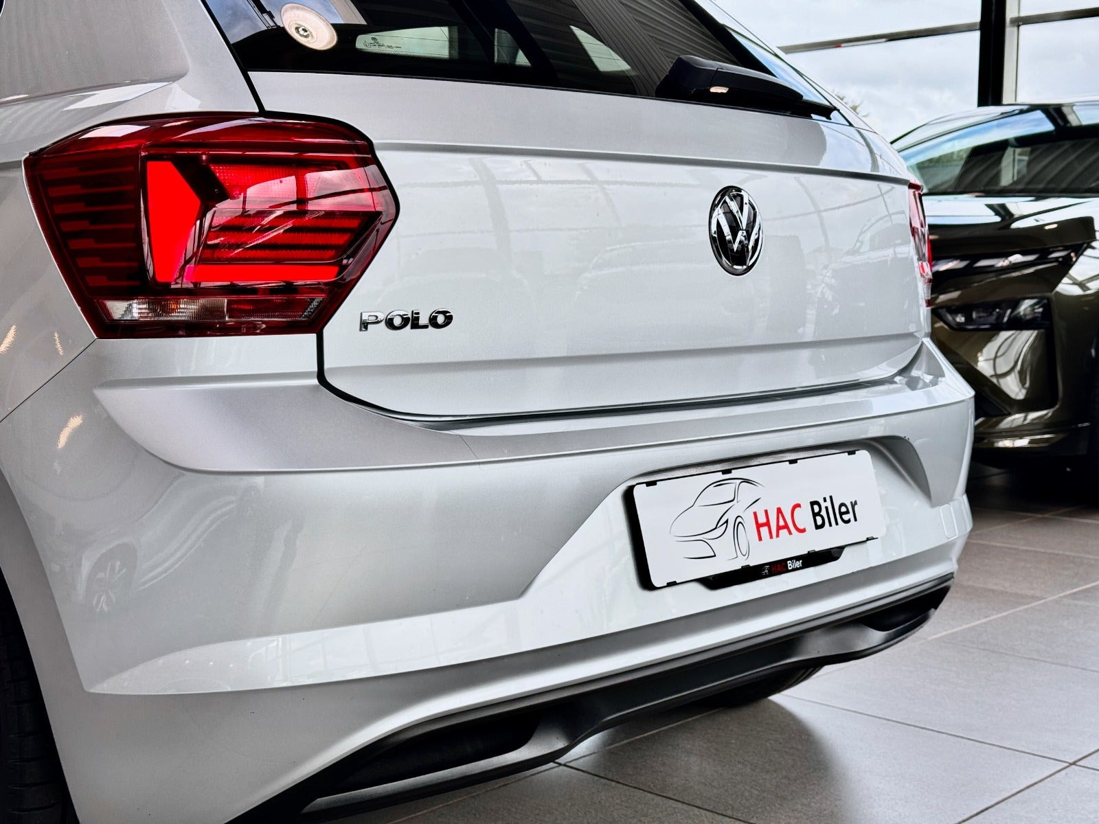 Sølv VW Polo fra 2020