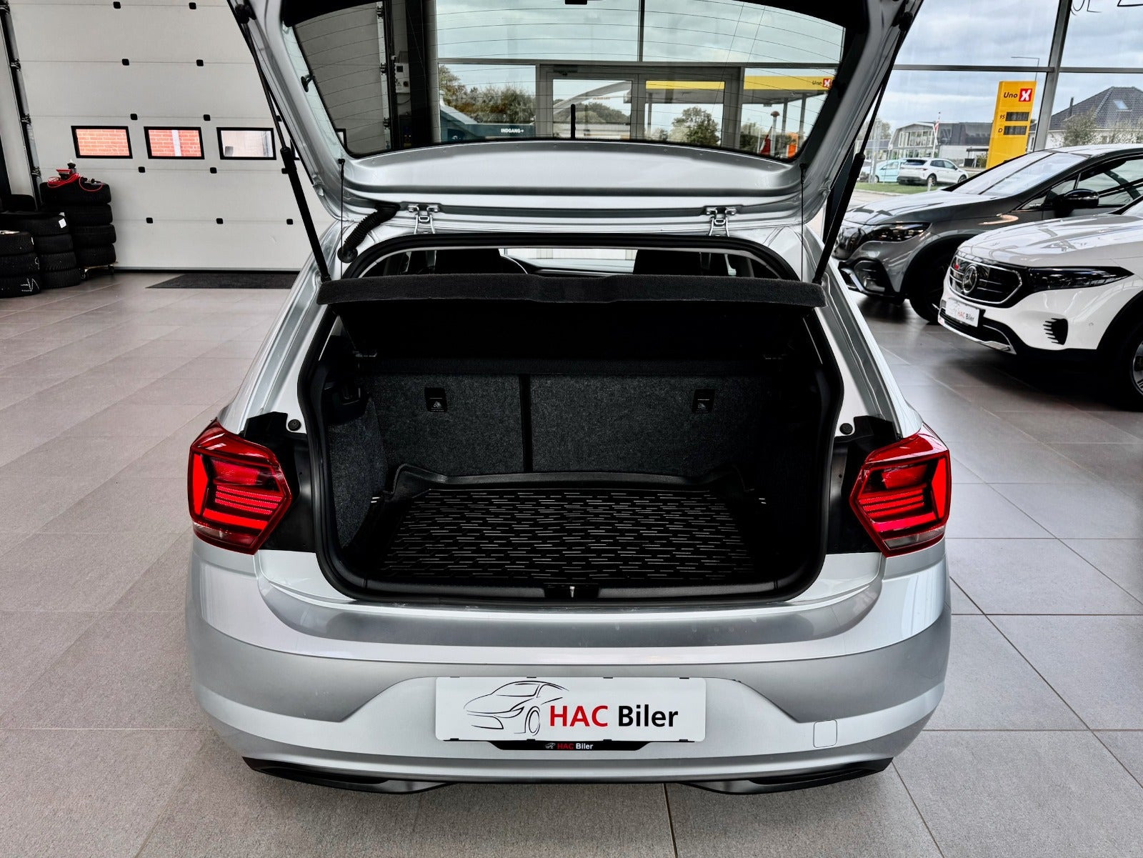 Sølv VW Polo fra 2020