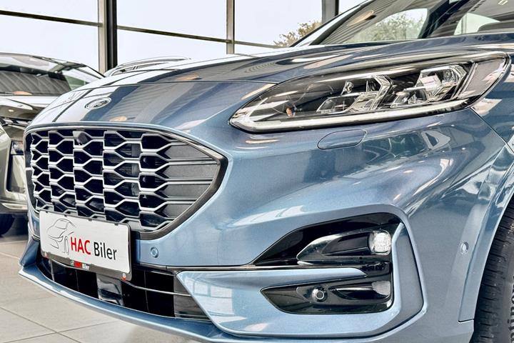 Gul Ford Kuga fra 2022