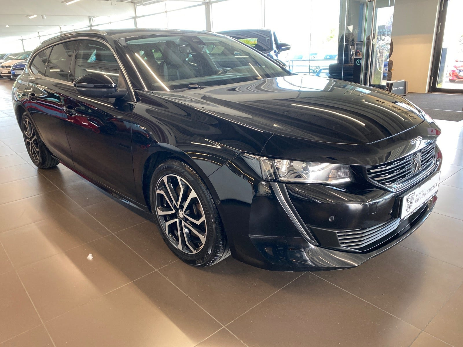 Sort Peugeot 508 fra 2021