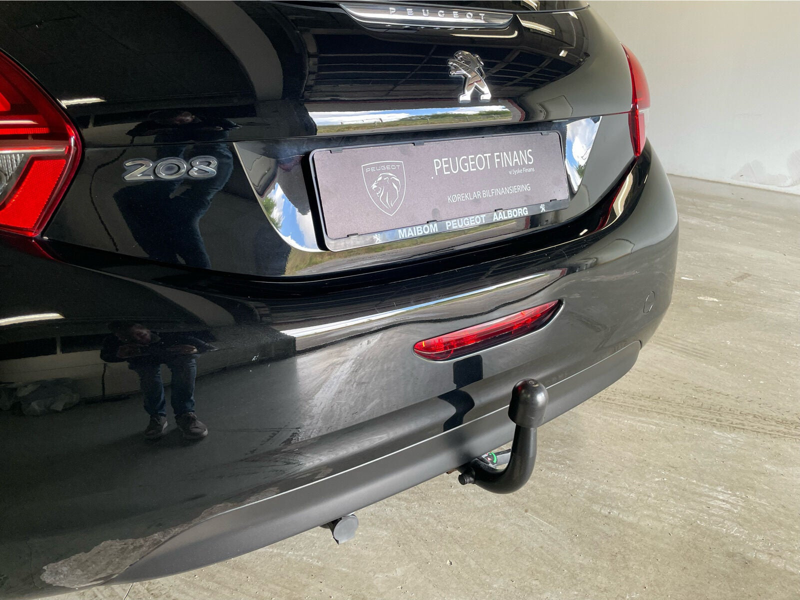 Sort Peugeot 208 fra 2018