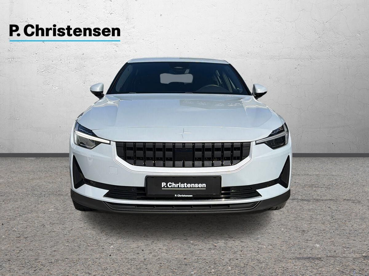 Sølv Polestar 2 fra 2023