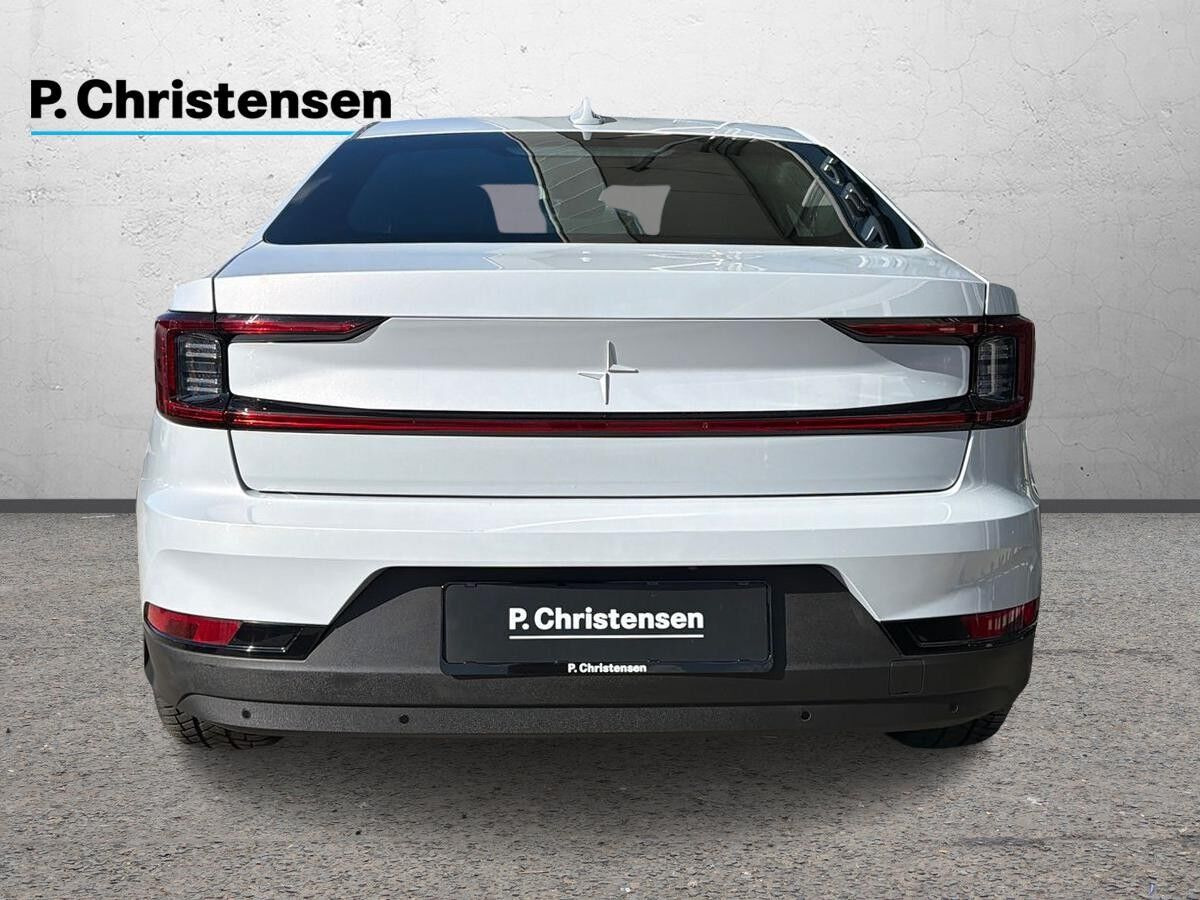 Sølv Polestar 2 fra 2023