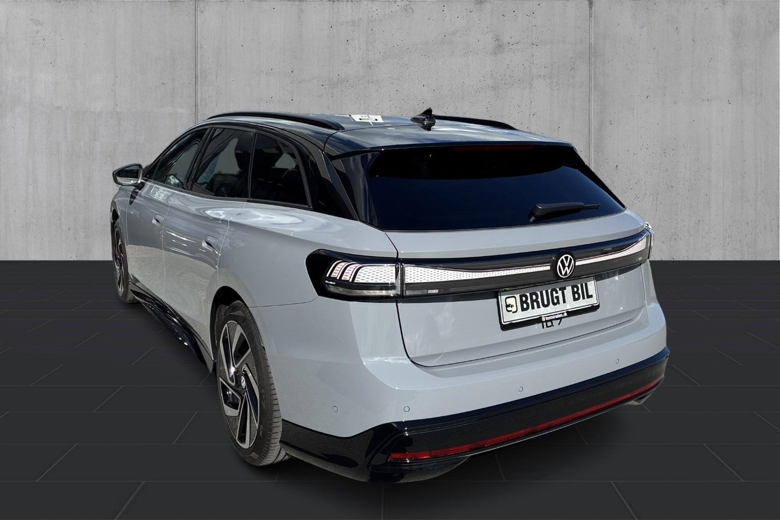 Grå VW ID.7 fra 2025