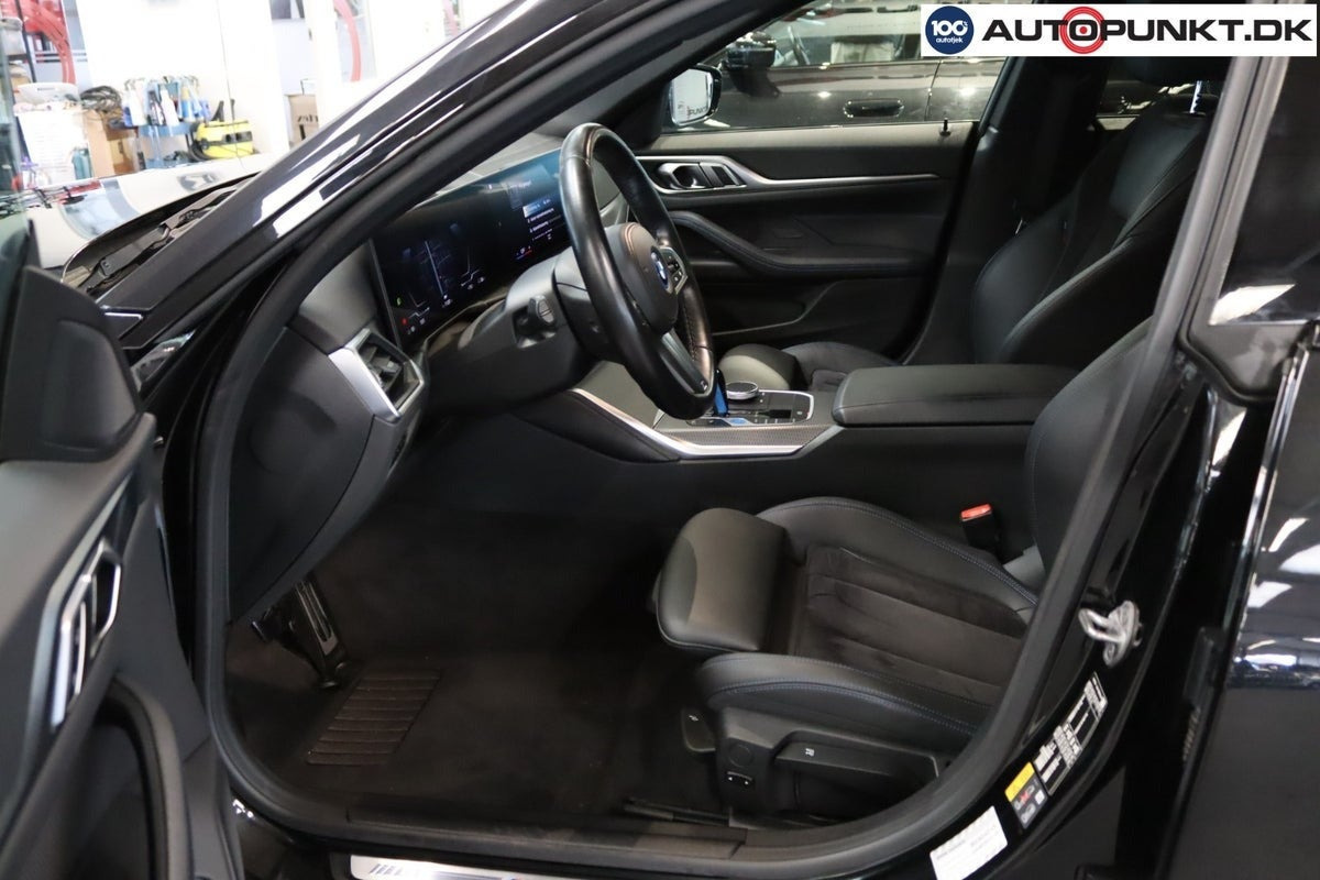Sort BMW i4 fra 2023