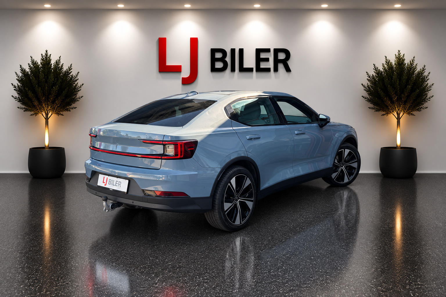 Grå Polestar 2 fra 2023