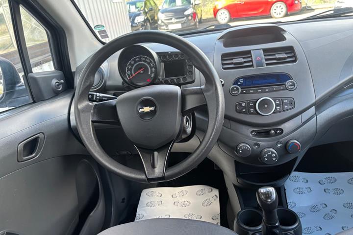 Blå Chevrolet Spark fra 2010