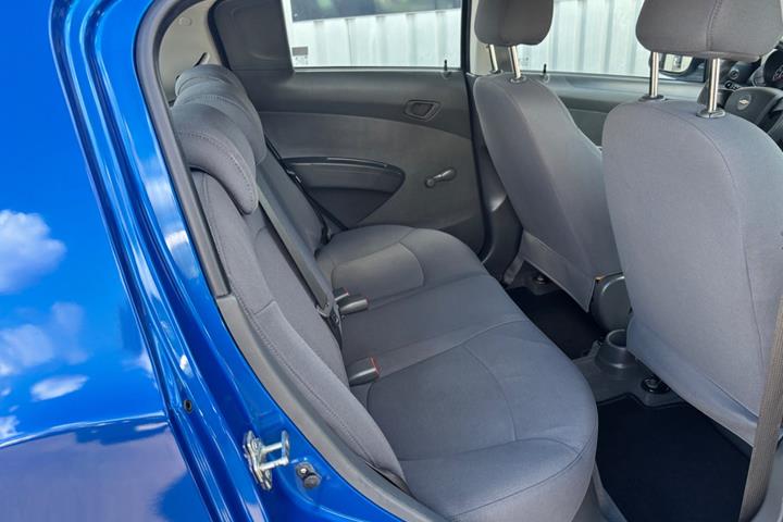 Blå Chevrolet Spark fra 2010
