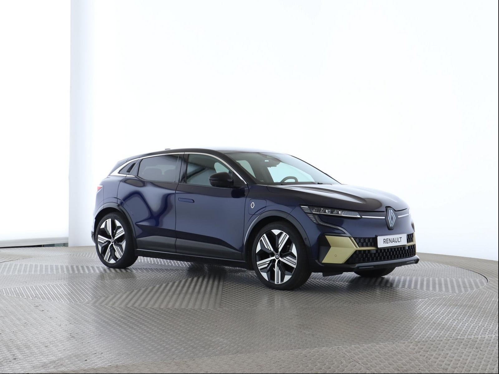 Blå Renault Megane E-Tech fra 2022