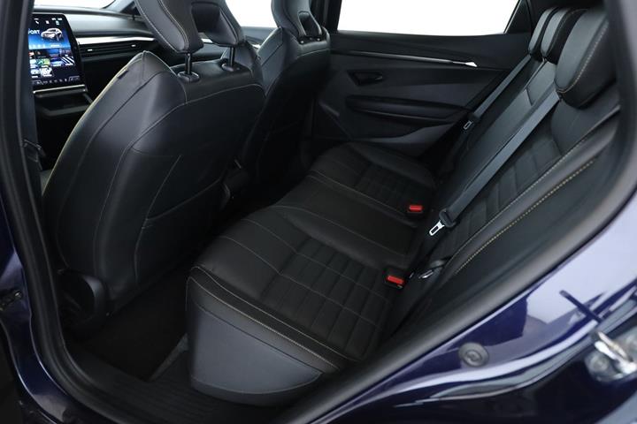 Blå Renault Megane E-Tech fra 2022