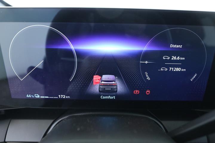 Blå Renault Megane E-Tech fra 2022