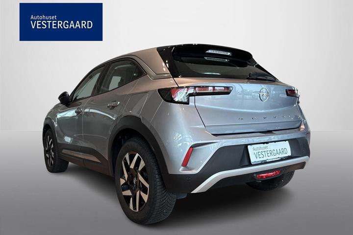 Grå Opel Mokka-e fra 2022