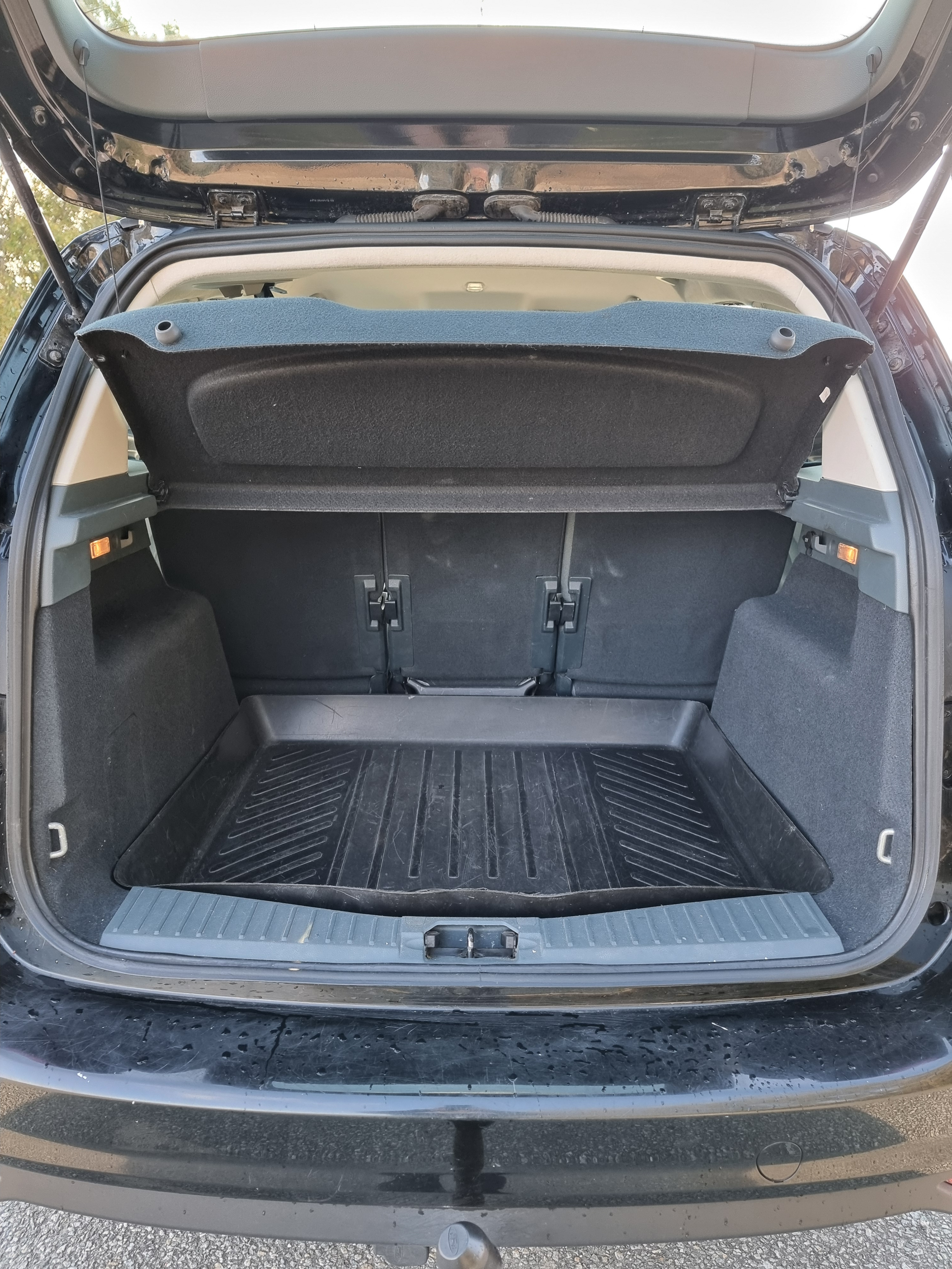 Sort Ford C-MAX fra 2013