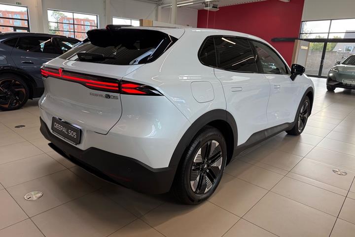 Hvid Changan Deepal S05 fra 2026