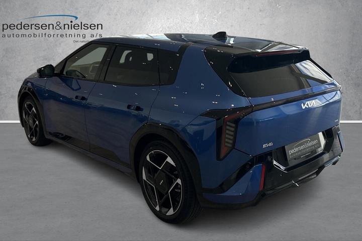 Blå Kia EV4 fra 2026