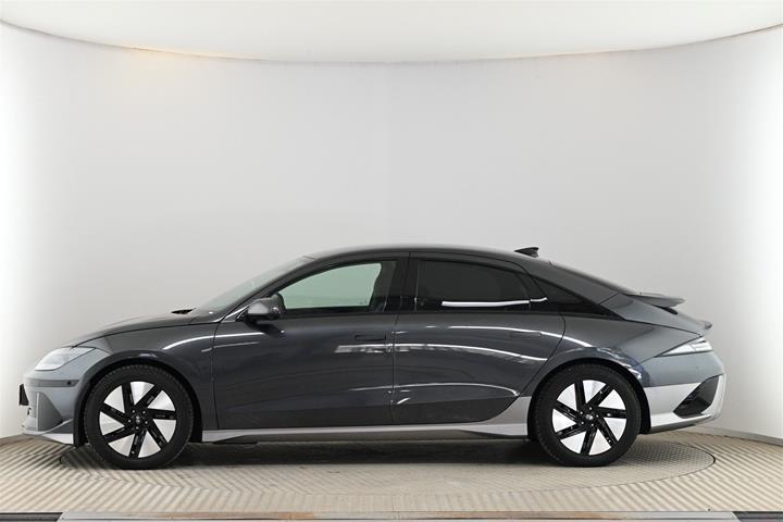 Grå Hyundai Ioniq 6 fra 2023