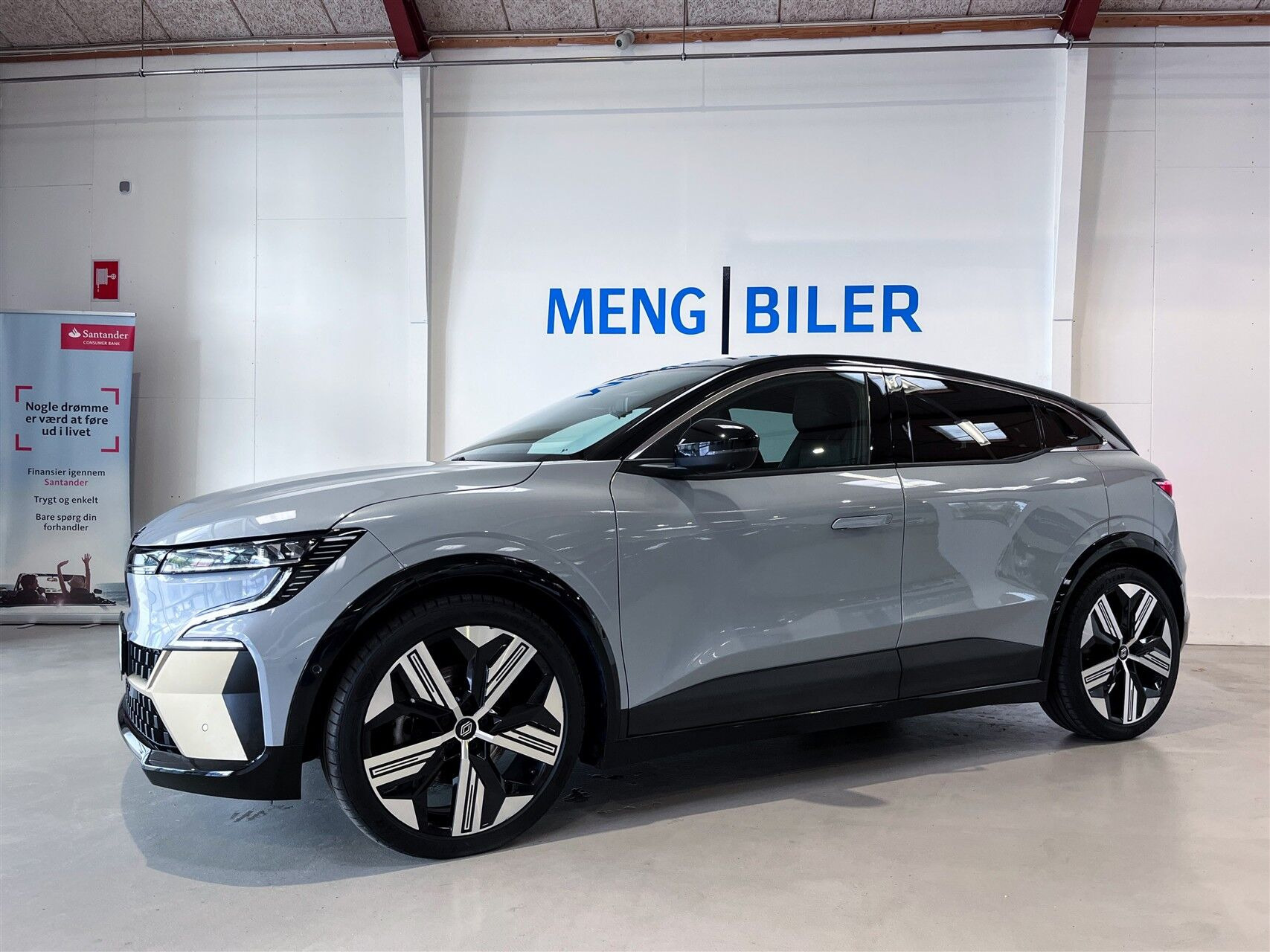 Grå Renault Mégane fra 2023