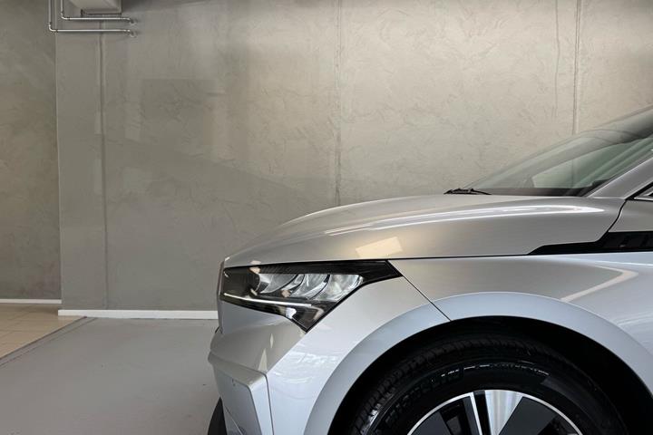 Sølv Skoda Enyaq fra 2023