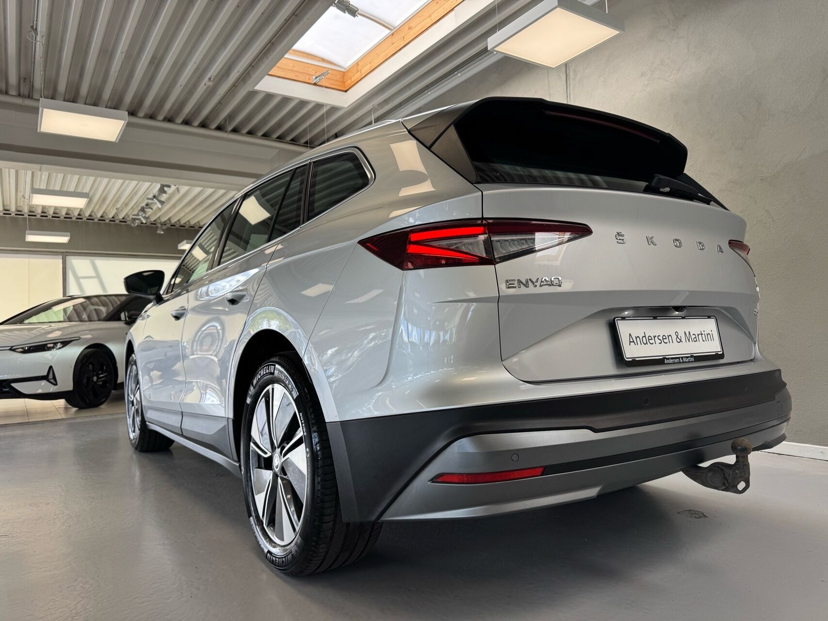 Sølv Skoda Enyaq fra 2023