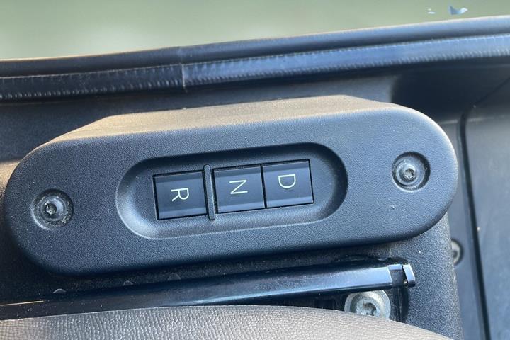 Blå Citroën Ami fra 2023