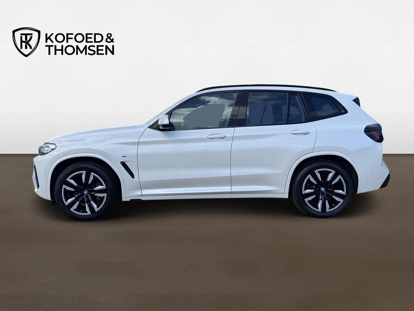 Hvid BMW iX3 fra 2022