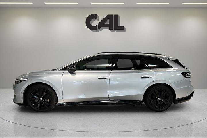Grå VW ID.7 fra 2025