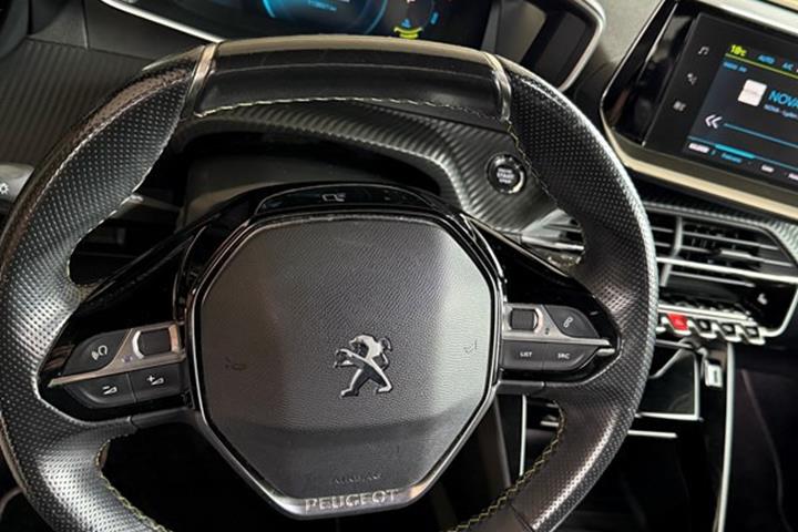 undefined Peugeot e-2008 fra 2020
