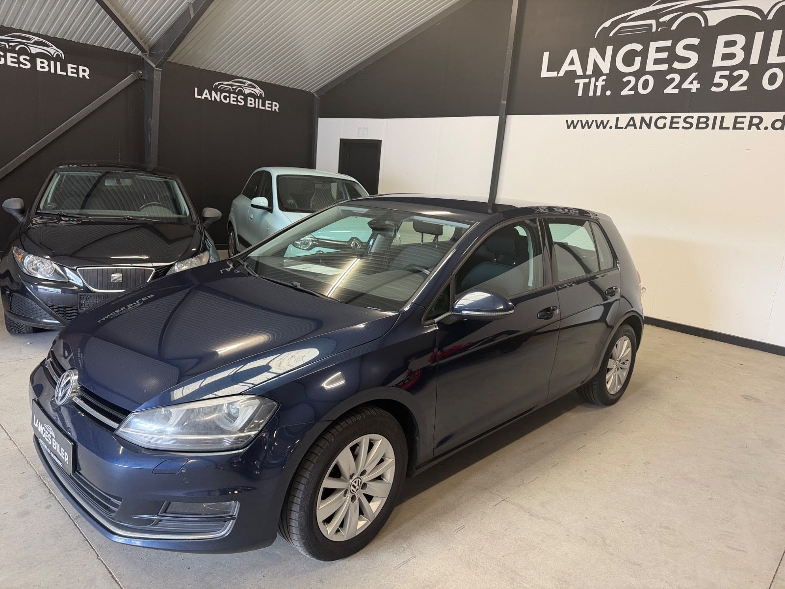 Blå VW Golf VII fra 2013