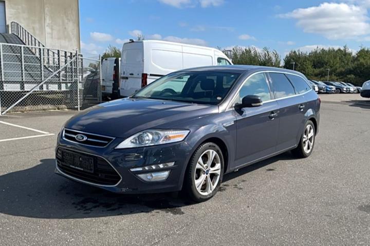 Grå Ford Mondeo fra 2013