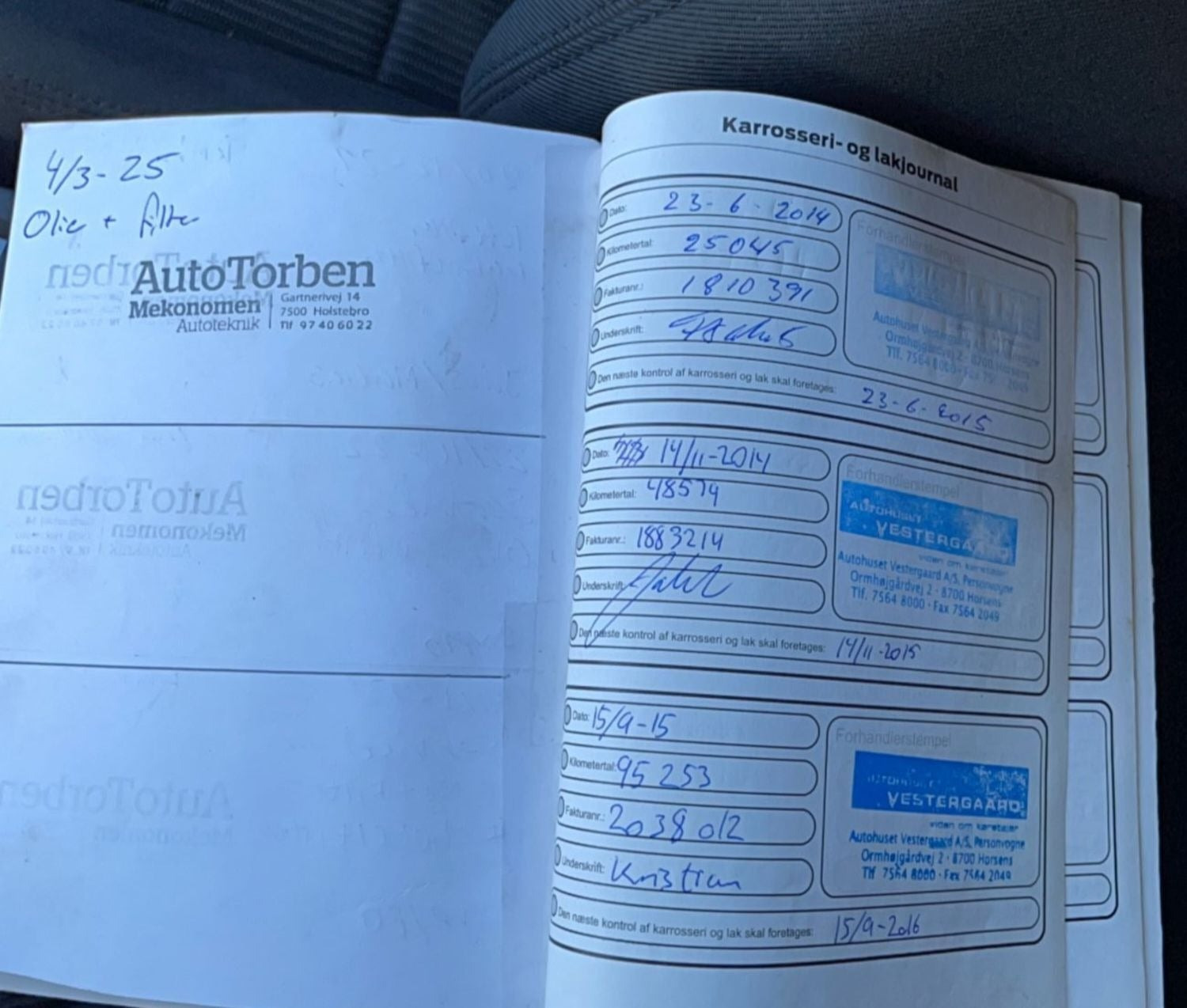 Grå Ford Mondeo fra 2013