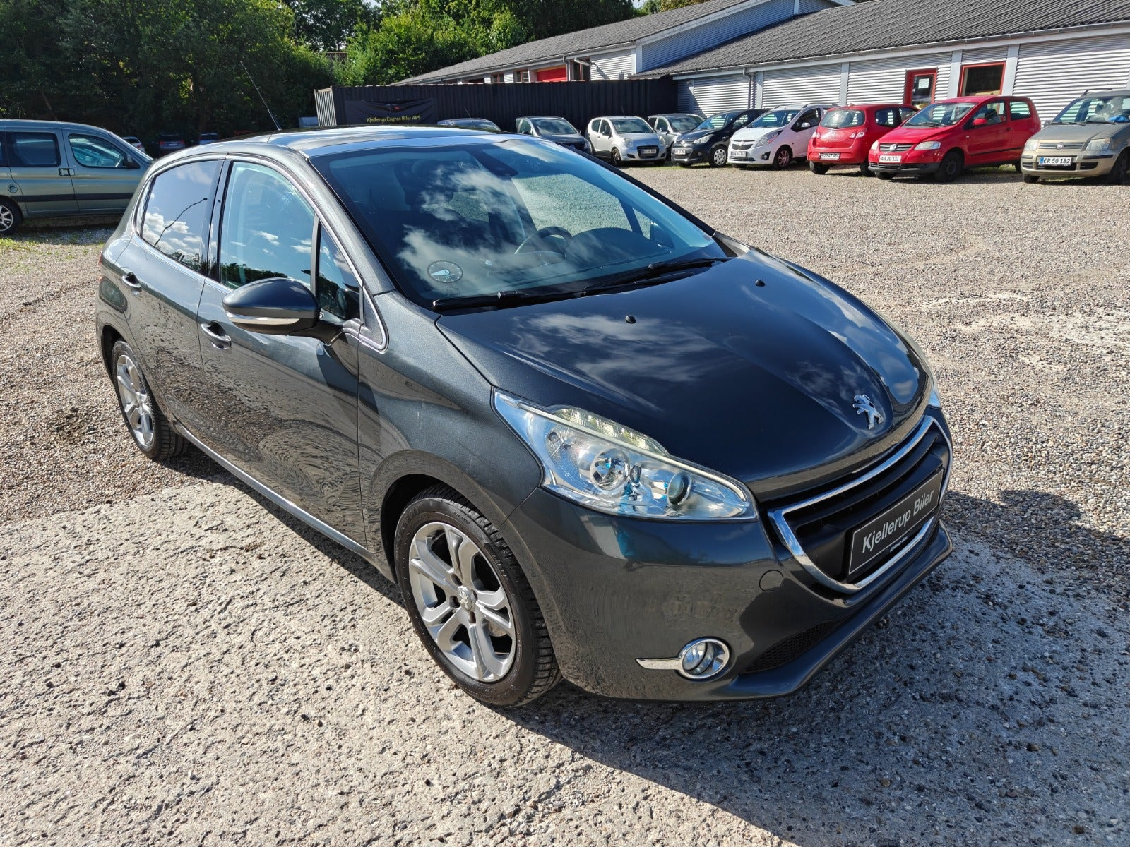 undefined Peugeot 208 fra 2014