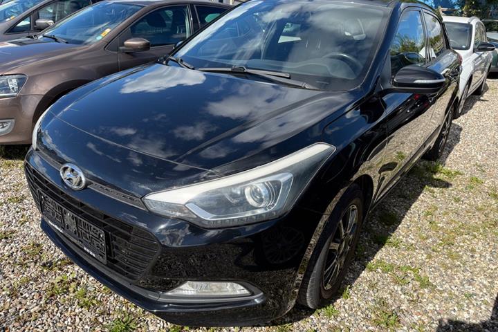 Sort Hyundai i20 fra 2016