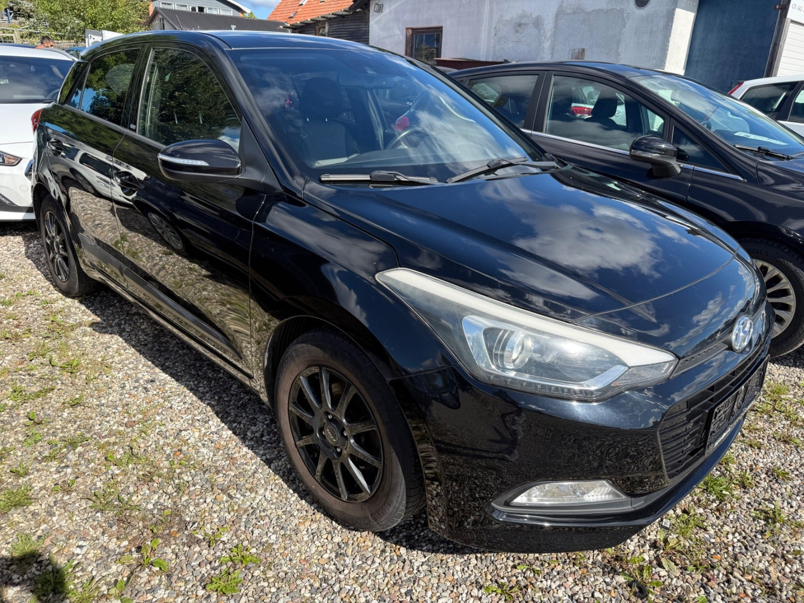 Sort Hyundai i20 fra 2016