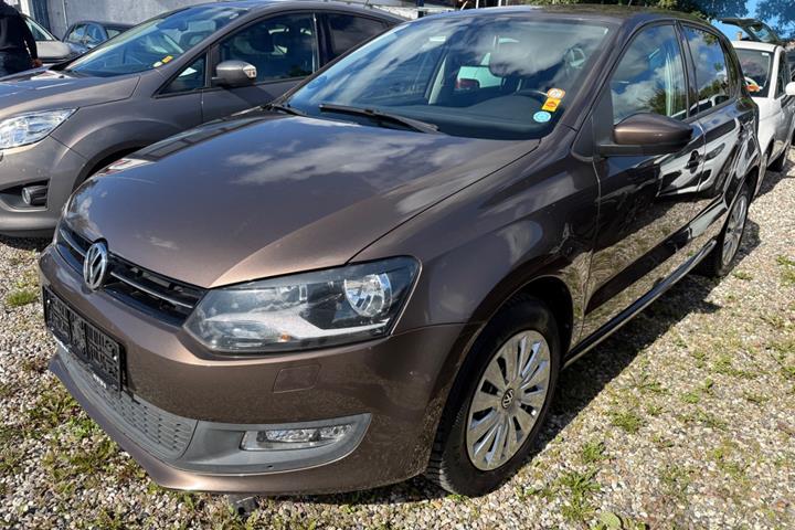 Brun VW Polo fra 2013