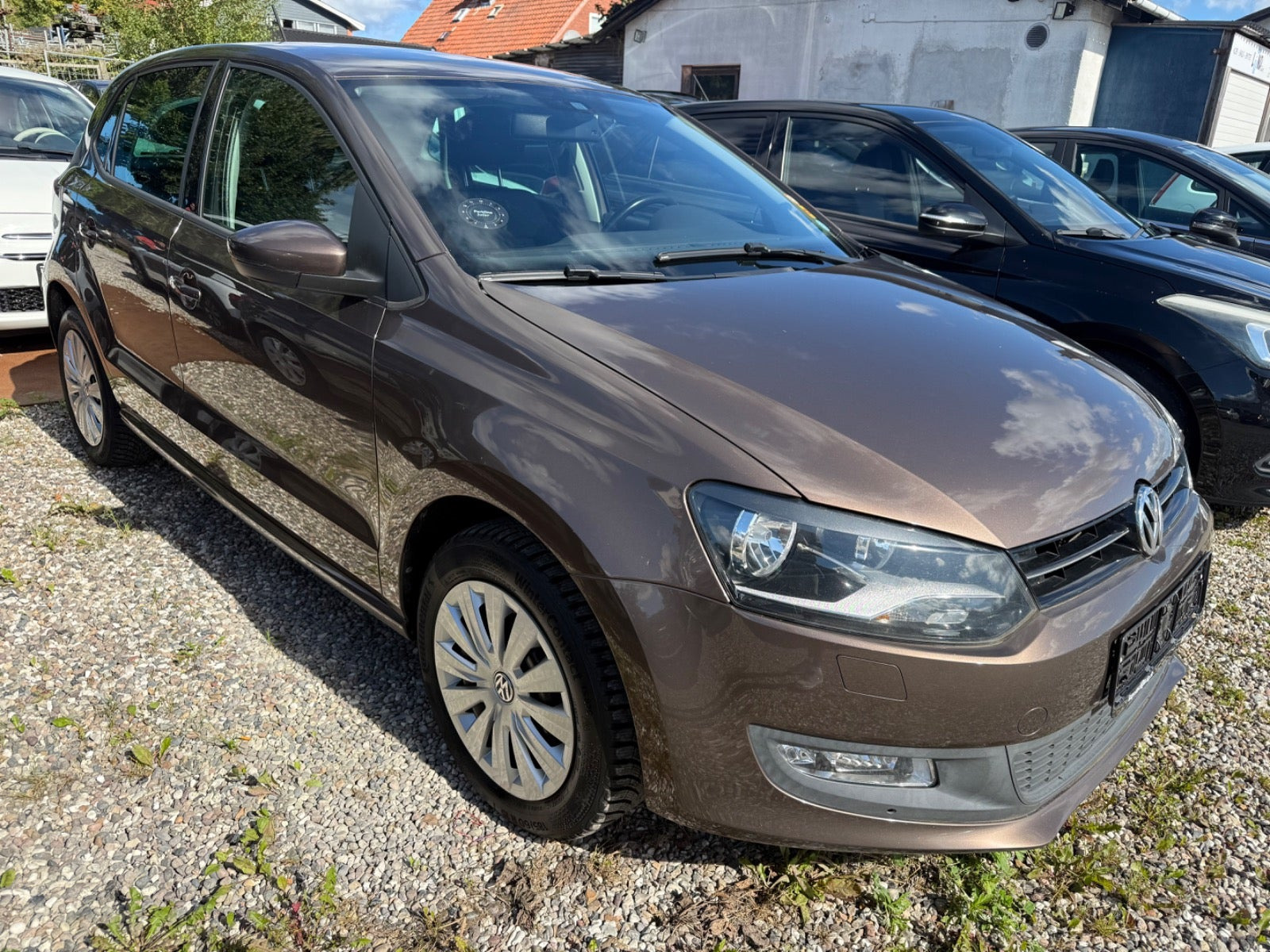 Brun VW Polo fra 2013