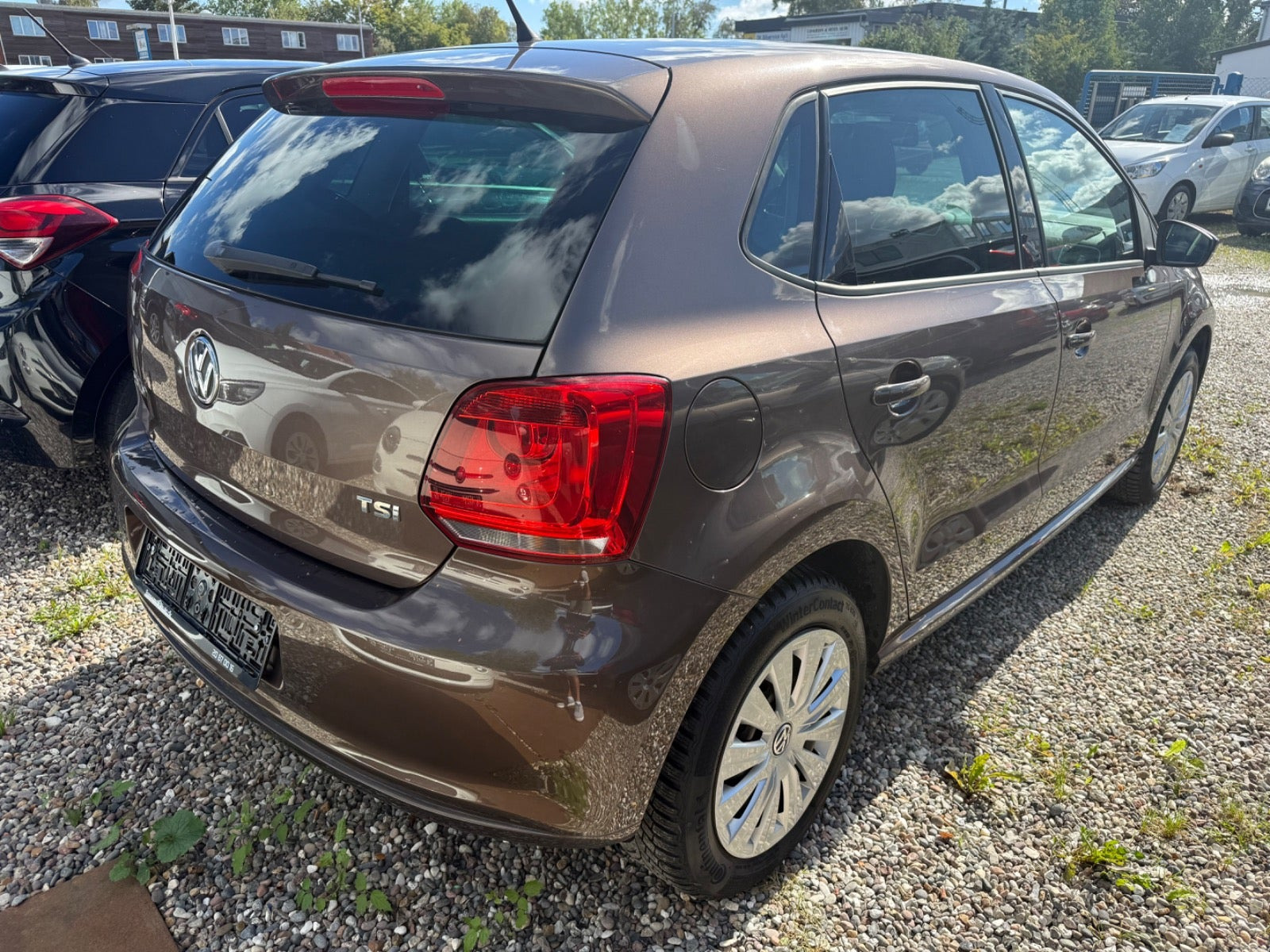 Brun VW Polo fra 2013
