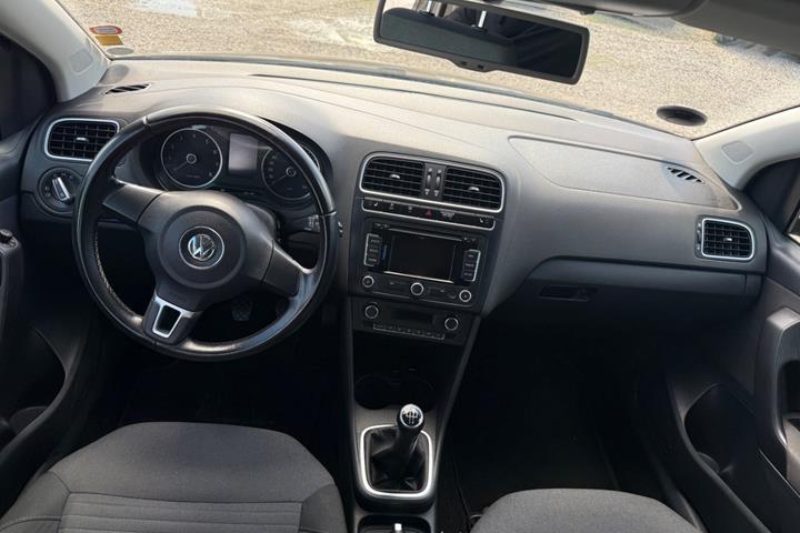 Brun VW Polo fra 2013