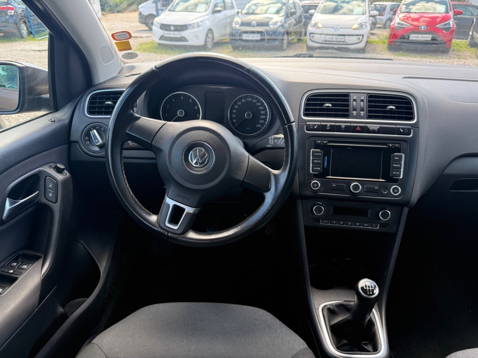 Brun VW Polo fra 2013