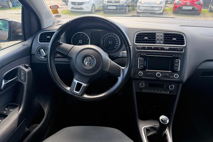 Brun VW Polo fra 2013