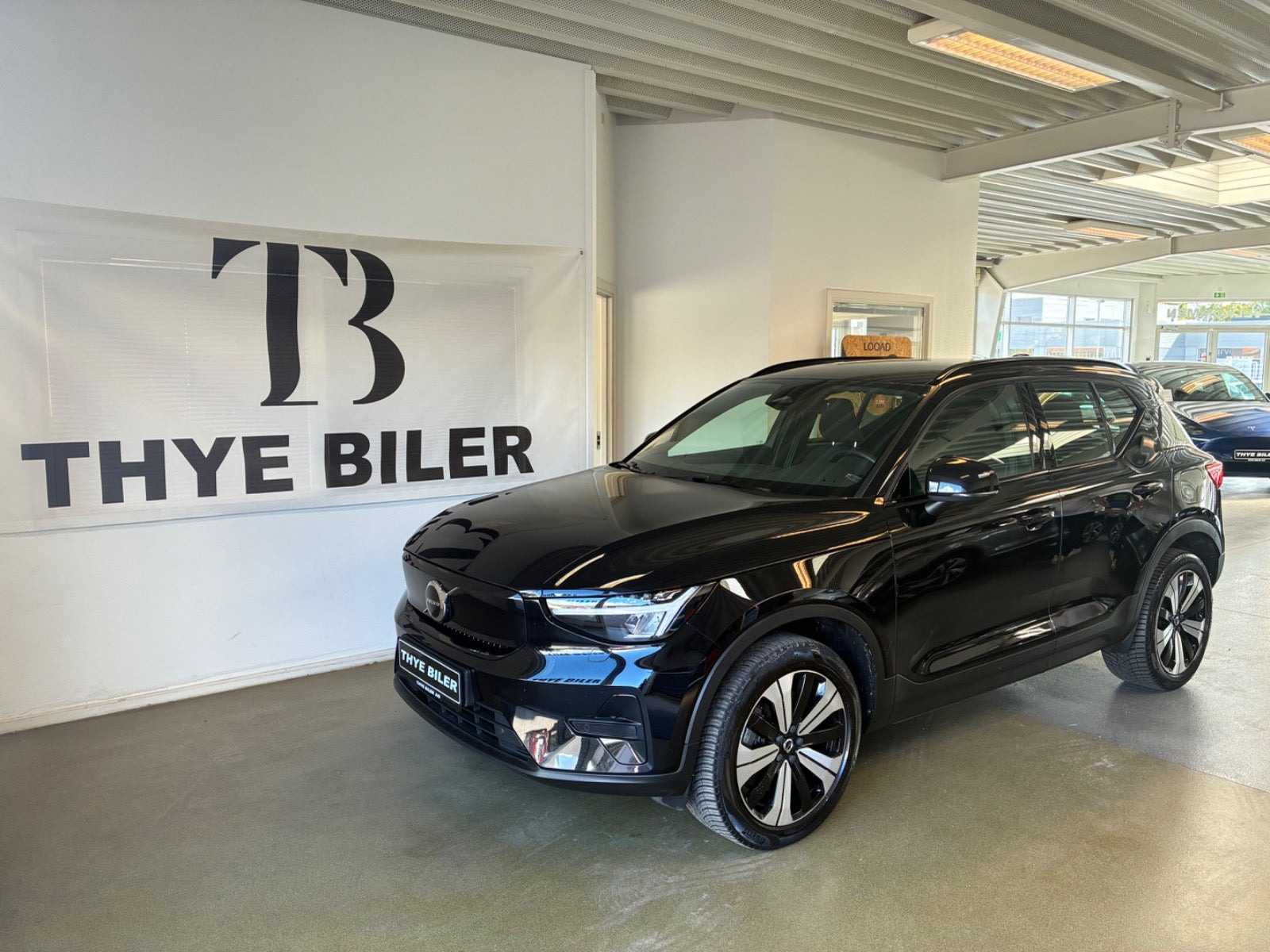 Volvo XC40 P6 ReCharge Core