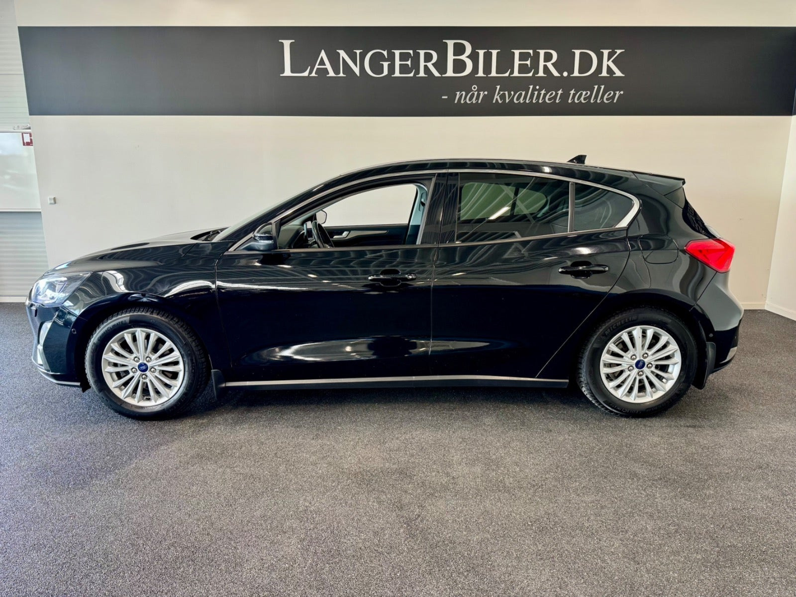 Sort Ford Focus fra 2019