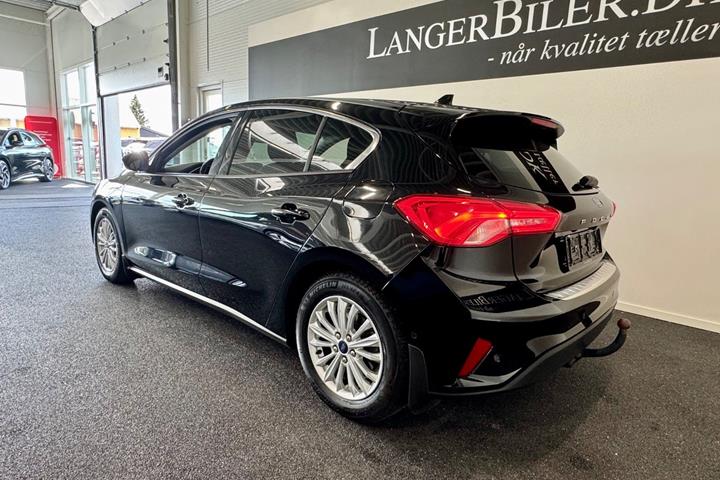 Sort Ford Focus fra 2019