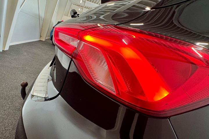 Sort Ford Focus fra 2019