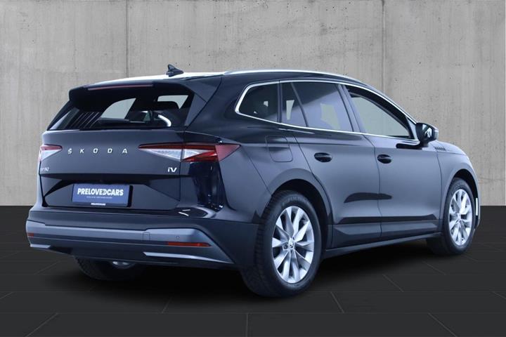 Sort Skoda Enyaq fra 2022