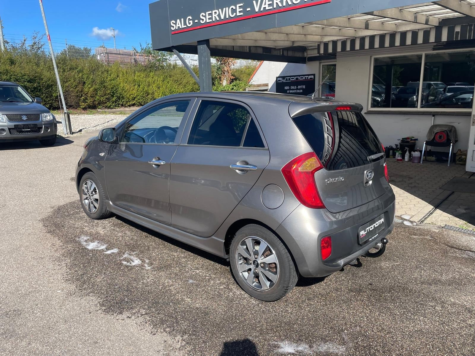 Brun Kia Picanto fra 2015